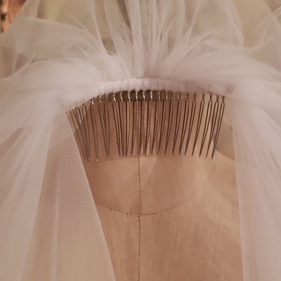 Long bridal veil. main image 5